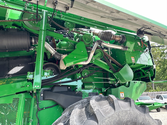 2018 John Deere S760 Combine