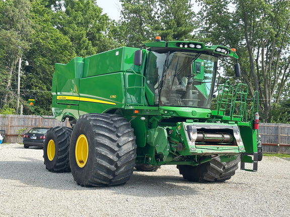 2018 John Deere S760 Combine