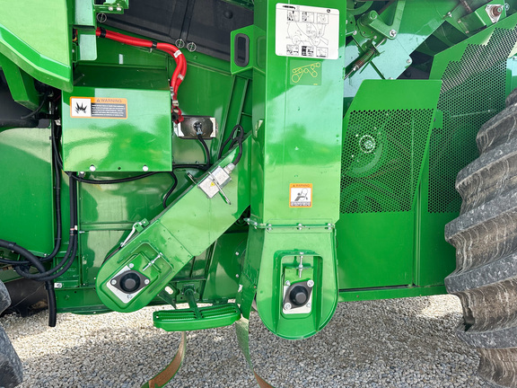 2018 John Deere S760 Combine