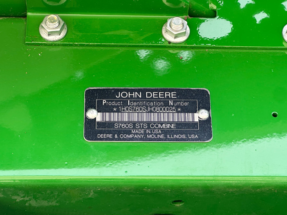 2018 John Deere S760 Combine