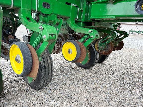 2023 John Deere 1775NT Planter