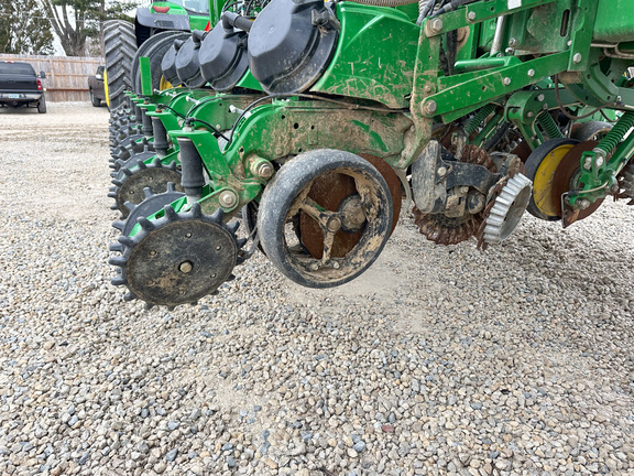 2023 John Deere 1775NT Planter