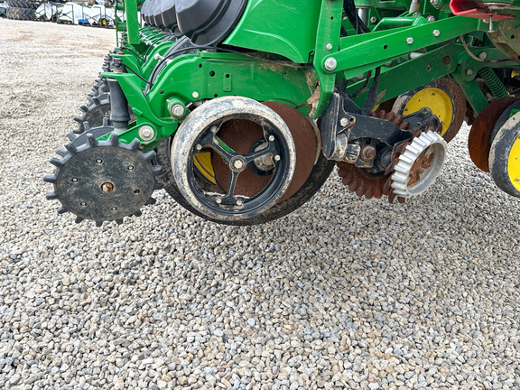 2023 John Deere 1775NT Planter