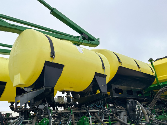 2023 John Deere 1775NT Planter