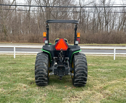 2020 John Deere 3032E Tractor Compact