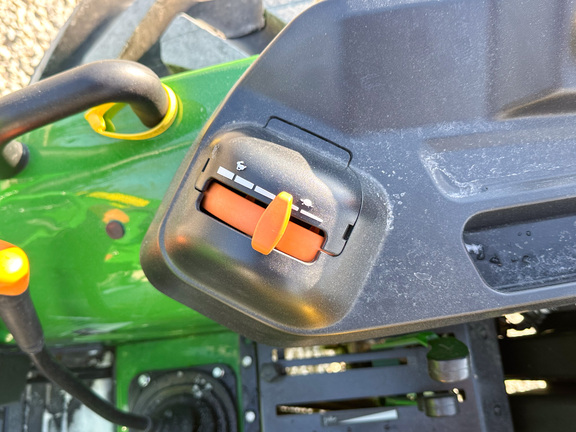 2024 John Deere 5075E Tractor