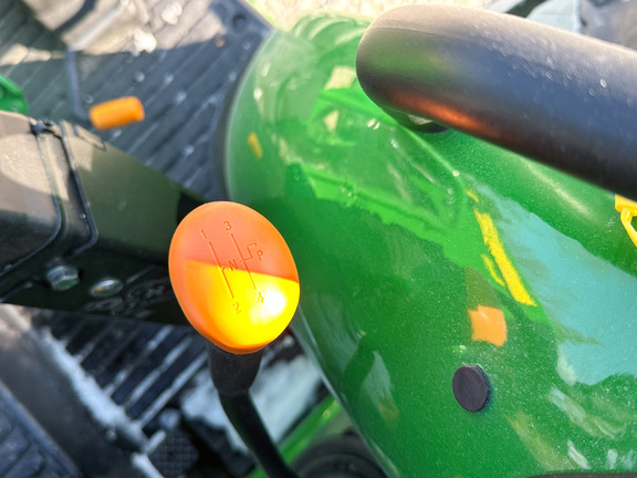 2024 John Deere 5075E Tractor