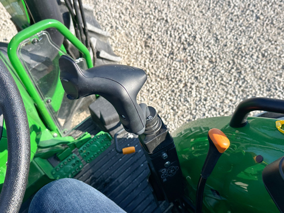 2024 John Deere 5075E Tractor