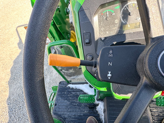 2024 John Deere 5075E Tractor