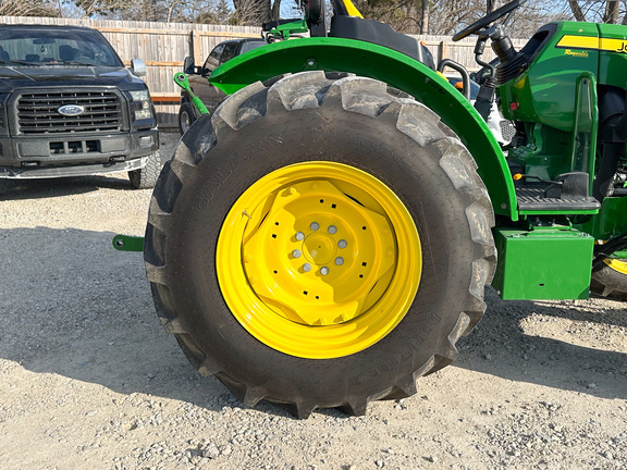 2024 John Deere 5075E Tractor