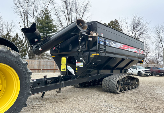 2021 J&M 1432-22 Grain Cart