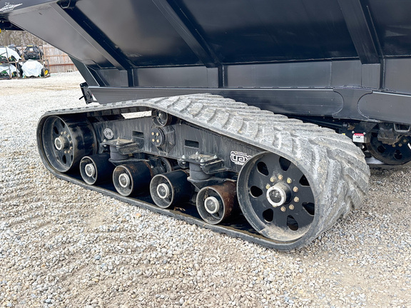 2021 J&M 1432-22 Grain Cart