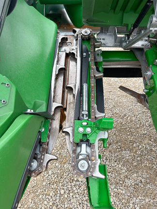 2024 John Deere C8R Header Corn Head