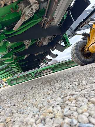 2024 John Deere C8R Header Corn Head
