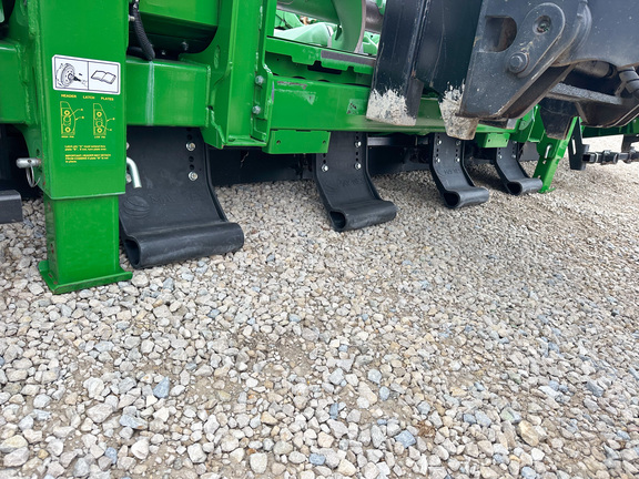 2024 John Deere C8R Header Corn Head