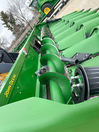 2024 John Deere C8R Header Corn Head