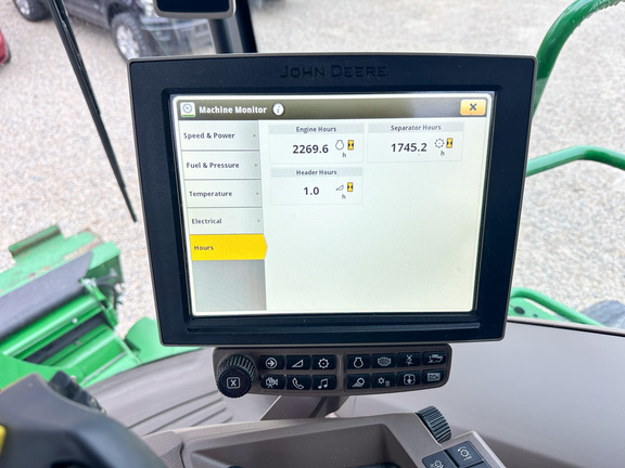 2019 John Deere S780 Combine