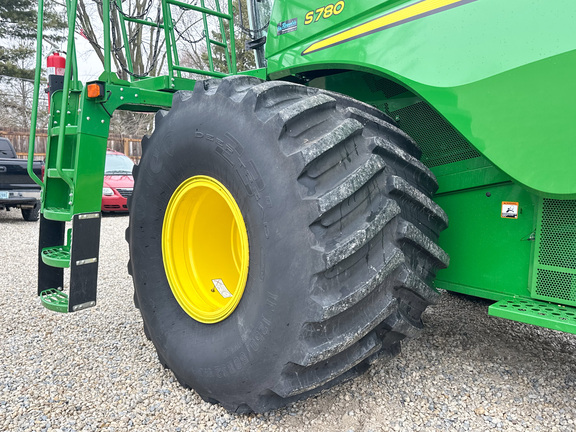 2019 John Deere S780 Combine