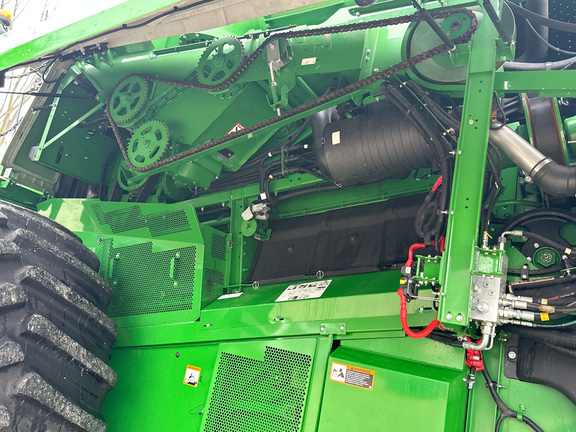 2019 John Deere S780 Combine