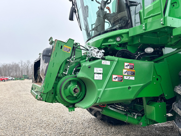 2019 John Deere S780 Combine