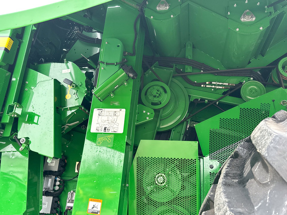 2019 John Deere S780 Combine