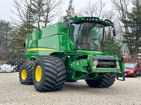 2019 John Deere S780 Combine