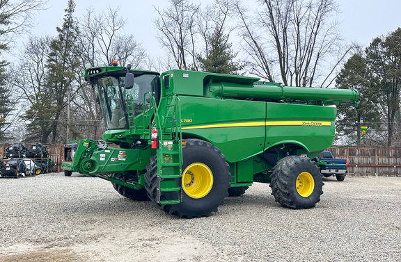 2019 John Deere S780 Combine