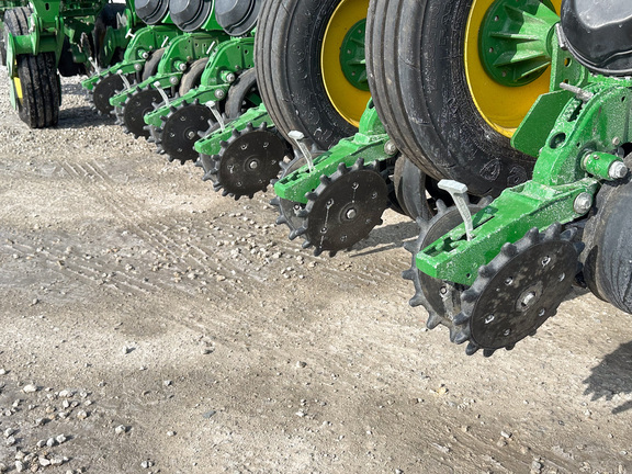 2023 John Deere 1795 Planter
