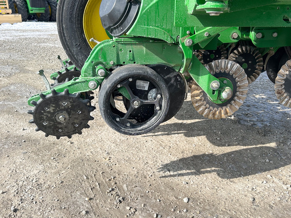 2023 John Deere 1795 Planter