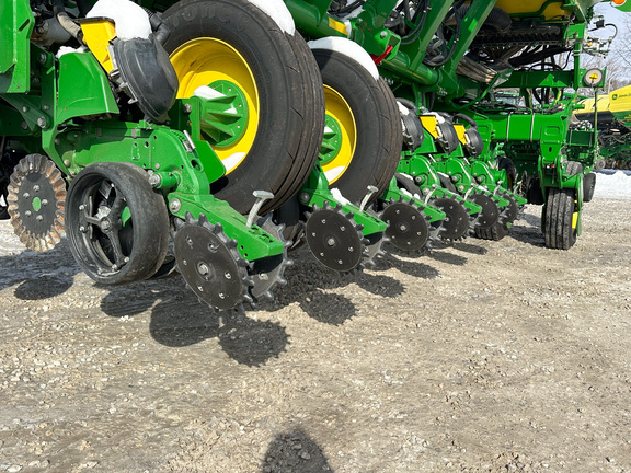 2023 John Deere 1795 Planter