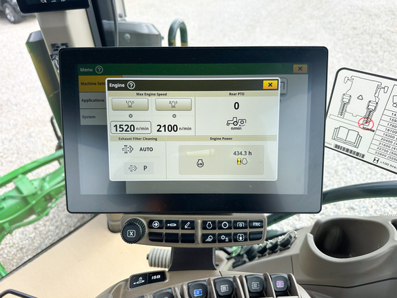 2025 John Deere 8RX 410 Tractor Rubber Track