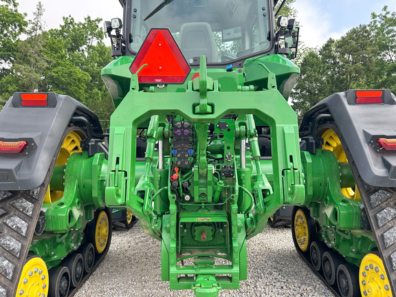 2025 John Deere 8RX 410 Tractor Rubber Track