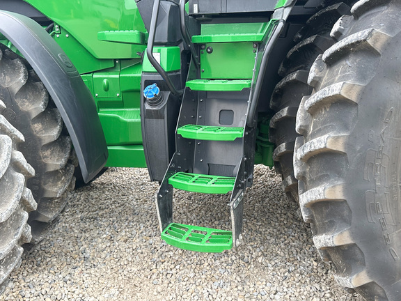 2022 John Deere 8R 280 Tractor