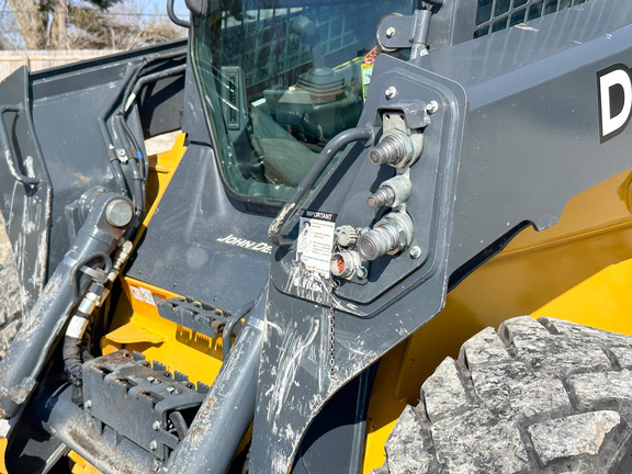 2020 John Deere 330G Skid Steer Loader
