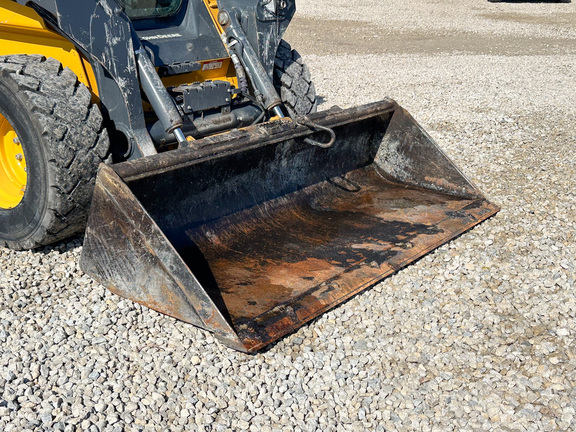 2020 John Deere 330G Skid Steer Loader