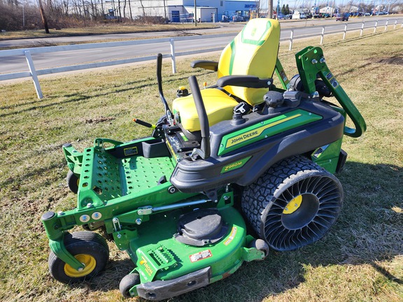2025 John Deere Z960M Mower/Zero Turn