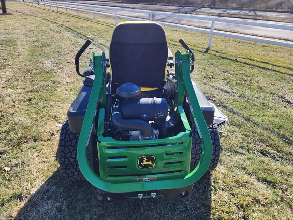 2025 John Deere Z960M Mower/Zero Turn