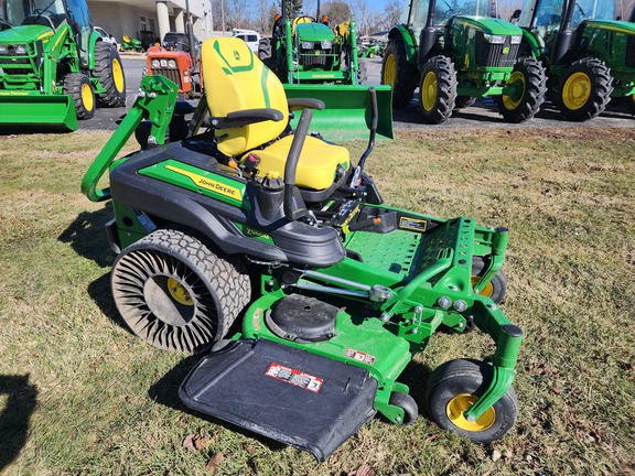 2025 John Deere Z960M Mower/Zero Turn