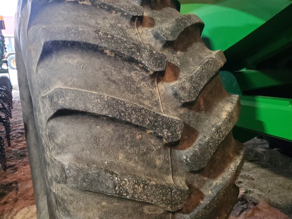 2010 J&M 1000 Grain Cart