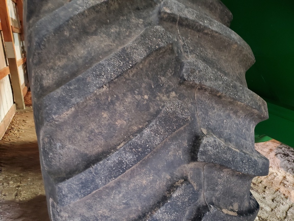 2010 J&M 1000 Grain Cart