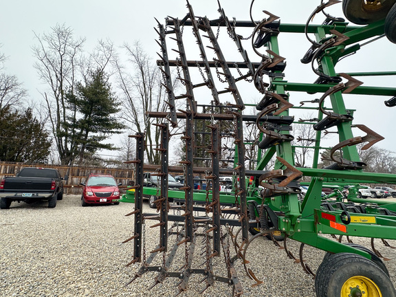 2008 John Deere 2210 Field Cultivator