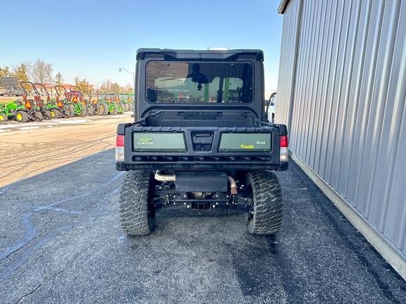 2024 John Deere XUV 835R ATV