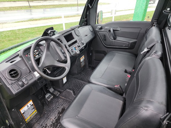 2025 John Deere XUV 875M HVAC Cab Diesel ATV