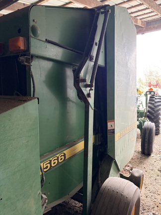 1997 John Deere 566 Baler/Round