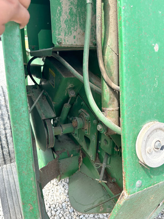 1997 John Deere 566 Baler/Round