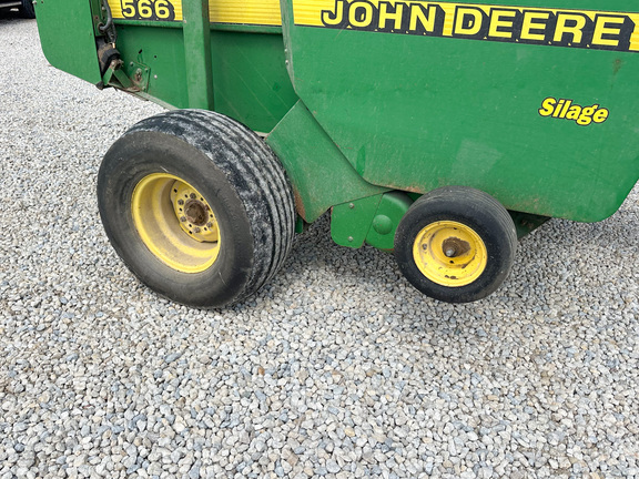 1997 John Deere 566 Baler/Round