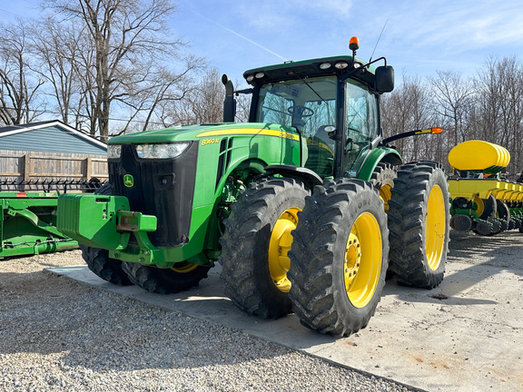 2013 John Deere 8360R Tractor