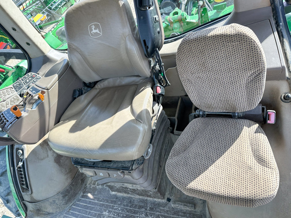 2013 John Deere 8360R Tractor