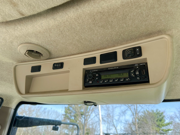 2013 John Deere 8360R Tractor