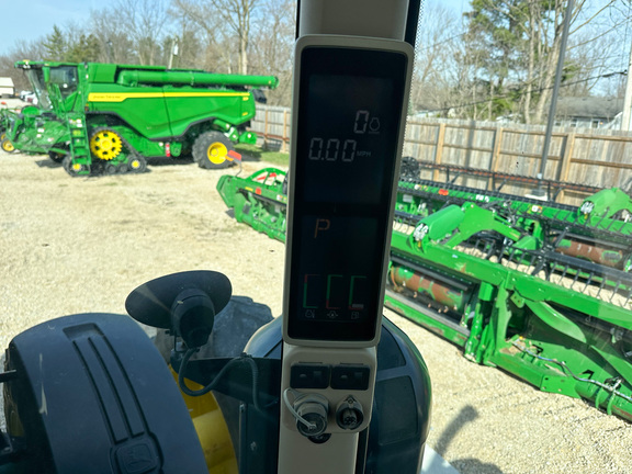 2013 John Deere 8360R Tractor